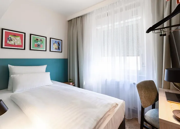 Hotel Continental Frankfurt 3*